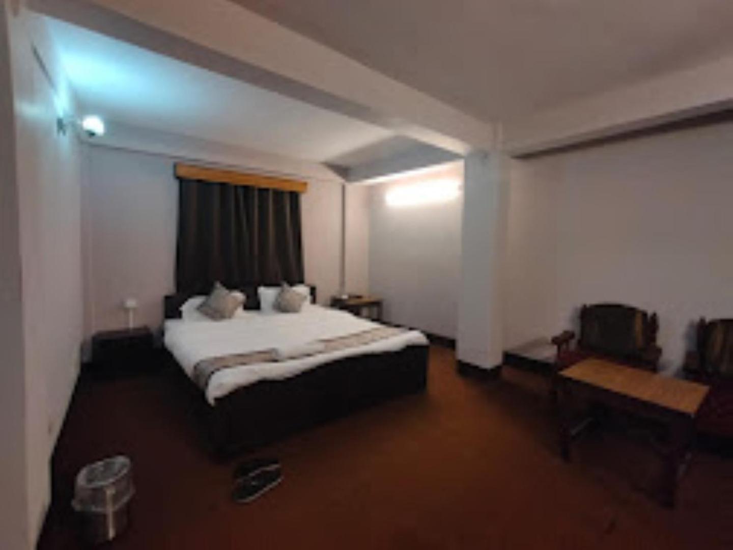 Teesta Hotel , Darjeeling ดาร์จีลิง ภายนอก รูปภาพ